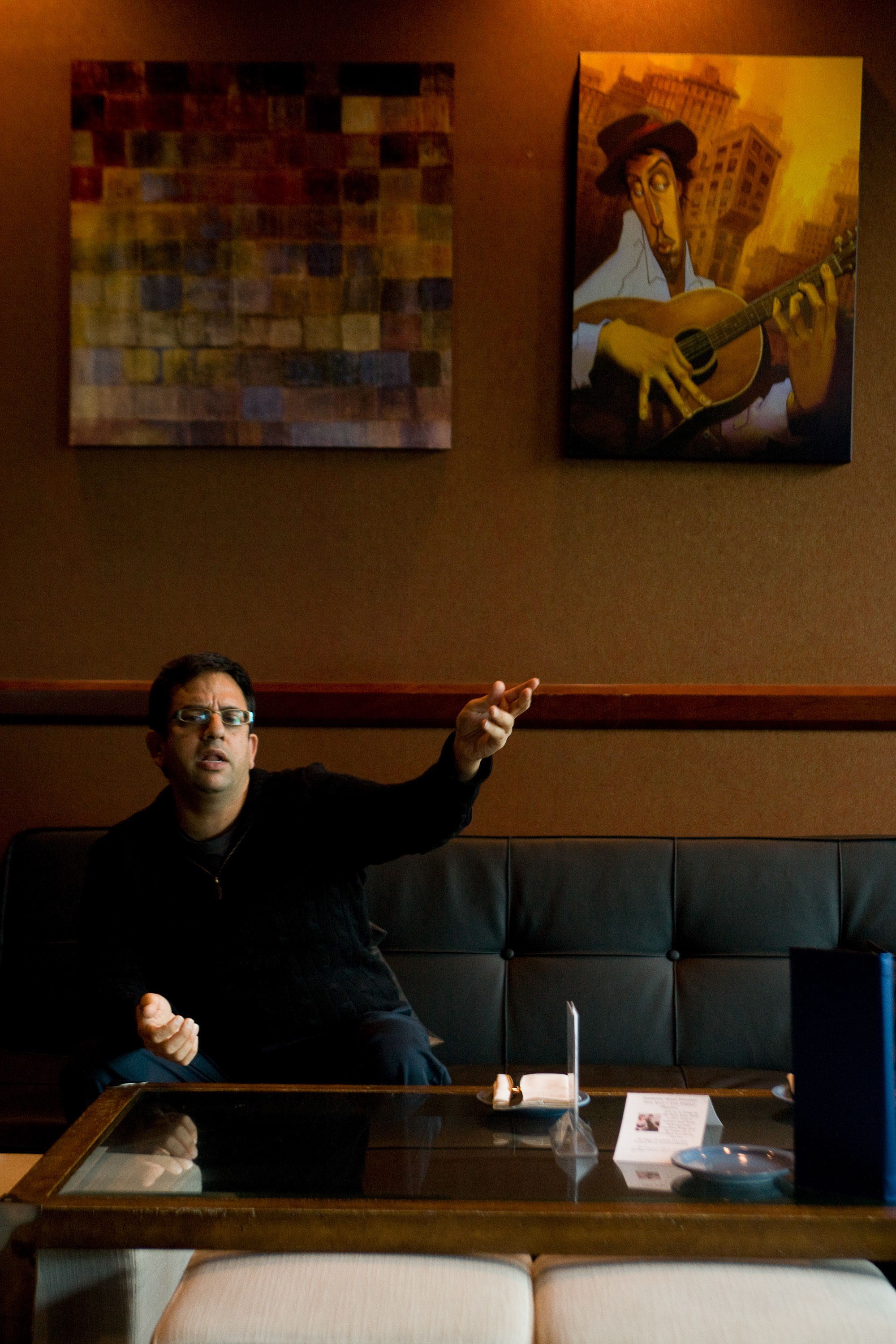 Environmental portrait at the DoubleTree SFO